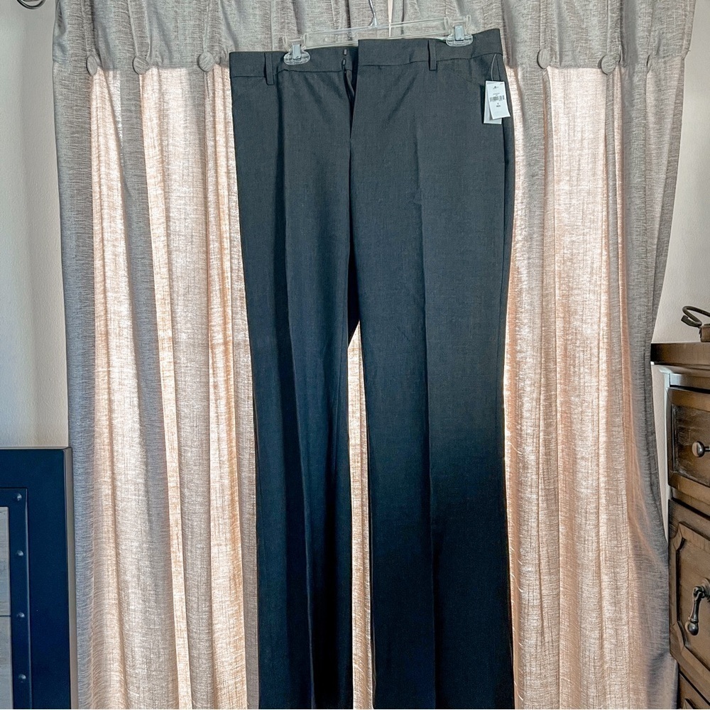NWT Gap The Perfect Trouser Gray Plaid Flared Trouser Size 8
